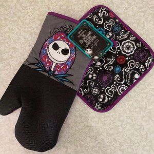 The Night Before Christmas Oven Mitt & Pot Holder Set Brand new, never used.